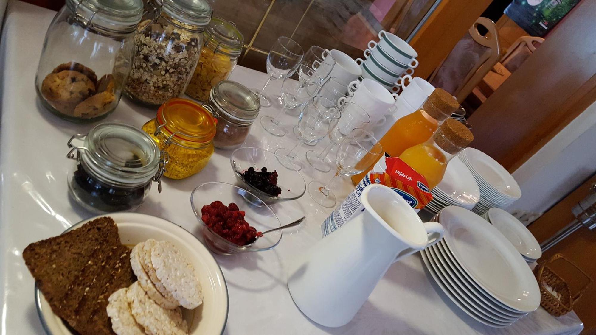 Rosa Bed And Breakfast Podgorje  Eksteriør bilde