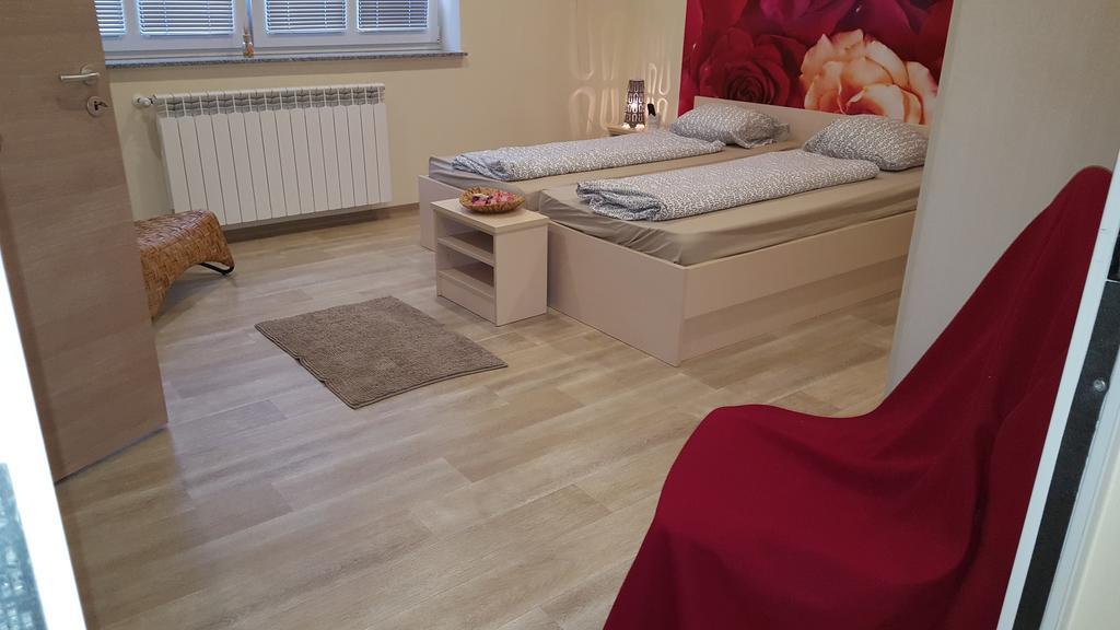 Rosa Bed And Breakfast Podgorje  Eksteriør bilde